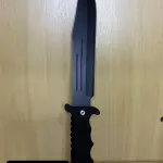 LOTE 111 - 01 FACÃO ESPORTIVO PRETO (NO ESTADO)