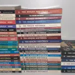 LOTE 581 - COLEÇÃO GIBIS TEX EDIÇÃO HISTÓRICAS COM 53 VOLUMES, (NO ESTADO)