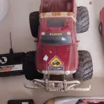 LOTE 444 - CARRINHOS CONTROLES REMOTO (NO ESTADO)