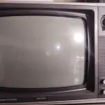 LOTE 469 - TV ANTIGA SEMP MAX COLOR  FUNCIONANDO ATE O MOMENTO (NO ESTADO)