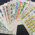 LOTE 621 - LOTE COM COLEÇÕES DE SELOS SÃO 65 CARTELAS COMPLETAS COM SELOS EM ÓTIMOS ESTADO (NO ESTADO)