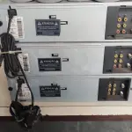 LOTE 437 - LOTE COM 3 VÍDEO CASSETES 7 CABEÇAS FUNCIONANDO PERFEITAMENTE (NO ESTADO)