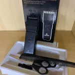 LOTE 068 - 01 BARBEADOR/ APARADOR DE PELOS COM ACESSÓRIOS (NO ESTADO)