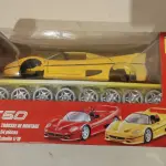 LOTE 478 - LOTE COM 3 MINIATURAS ESCALAS 1/18 NOVAS (NO ESTADO)