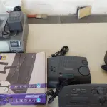 LOTE 509 - LOTE COM SONS VÍDEOS CASSETES TODOS LIGANDO SEM TEST DE FUNCIONAMENTO (NO ESTADO)