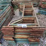 LOTE 254 - 01 LOTE COM GRADES EM FERRO NA COR VERDE (NO ESTADO)