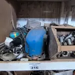 LOTE 216 - 01 LOTE COM MOTOR ELÉTRICO PARA PORTÃO, LUVAS PARA CONDOLENTES, E ANÉIS DE VEDAÇÃO (NO ESTADO)