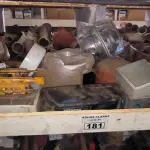 LOTE 181 - 01 LOTE COM MATERIAIS DIVERSOS, MOTOR DE PORTÃO, RÁDIOS COMUNICADORES, FAZEDOR DE ROSCA PARA CANOS (NO ESTADO)
