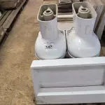 LOTE 147 - 04 VASOS SANITÁRIOS E 01 PIA PARA LAVATÓRIO (NO ESTADO)