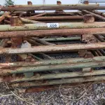 LOTE 266 - 01 LOTE COM GRADES EM FERRO NA COR VERDE (NO ESTADO)