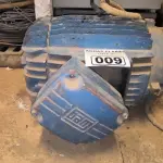 LOTE 009 - 01 MOTOR ELÉTRICO MARCA WEG SEM IDENTIFICAÇÃO (NO ESTADO)