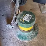 LOTE 038 - 01 ENCERADEIRA MARCA BANDEIRANTE (NO ESTADO)