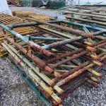 LOTE 240 - 11 GRADES EM FERRO NA COR VERDE (NO ESTADO)