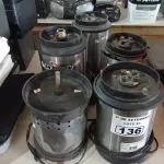 LOTE 136 - 05 BASES DE LIQUIDIFICADOR INDUSTRIAL MARCAS E MODELOS DIVERSOS. (NO ESTADO) ATENÇÃO! FAZER A VISITAÇÃO ANTES DE ARREMATAR, NÃO SABEMOS SE FUNCIONA. LEILÃO NÃO TEM GARANTIA E NEM DEVOLUÇÃO, SUJEITO A POSSÍVEIS AVARIAS VISÍVEIS/OCULTAS E/OU AUSÊNCIA DE COMPONENTES.