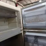 LOTE 078 - 01 GELADEIRA MARCA CÔNSUL 220V. (NO ESTADO) ATENÇÃO! FAZER A VISITAÇÃO ANTES DE ARREMATAR, NÃO SABEMOS SE FUNCIONA. LEILÃO NÃO TEM GARANTIA E NEM DEVOLUÇÃO, SUJEITO A POSSÍVEIS AVARIAS VISÍVEIS/OCULTAS E/OU AUSÊNCIA DE COMPONENTES.