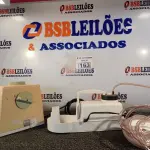 LOTE 163 - 01 AMALGAMADOR E 01 MICRO ASPIRADOR ODONTOLÓGICO. (NO ESTADO) ATENÇÃO! FAZER A VISITAÇÃO ANTES DE ARREMATAR, NÃO SABEMOS SE FUNCIONA. LEILÃO NÃO TEM GARANTIA E NEM DEVOLUÇÃO, SUJEITO A POSSÍVEIS AVARIAS VISÍVEIS/OCULTAS E/OU AUSÊNCIA DE COMPONENTES.