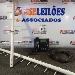 LOTE 174 - 01 KIT DE TELEFONE RURAL. (NO ESTADO) ATENÇÃO! FAZER A VISITAÇÃO ANTES DE ARREMATAR, NÃO SABEMOS SE FUNCIONA. LEILÃO NÃO TEM GARANTIA E NEM DEVOLUÇÃO, SUJEITO A POSSÍVEIS AVARIAS VISÍVEIS/OCULTAS E/OU AUSÊNCIA DE COMPONENTES.
