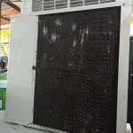 LOTE 144 - 01 AR-CONDICIONADO MARCA CARRIER 12000BTU. (NO ESTADO) ATENÇÃO! FAZER A VISITAÇÃO ANTES DE ARREMATAR, NÃO SABEMOS SE FUNCIONA. LEILÃO NÃO TEM GARANTIA E NEM DEVOLUÇÃO, SUJEITO A POSSÍVEIS AVARIAS VISÍVEIS/OCULTAS E/OU AUSÊNCIA DE COMPONENTES.