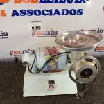 LOTE 036 - 01 MOEDOR DE CARNE MARCA ARBEL. (NO ESTADO) ATENÇÃO! FAZER A VISITAÇÃO ANTES DE ARREMATAR, NÃO SABEMOS SE FUNCIONA. LEILÃO NÃO TEM GARANTIA E NEM DEVOLUÇÃO, SUJEITO A POSSÍVEIS AVARIAS VISÍVEIS/OCULTAS E/OU AUSÊNCIA DE COMPONENTES.