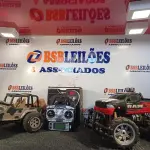 LOTE 051 - 02 CARRINHOS DE CONTROLE REMOTO E 01 CONTROLE FLYSKAY. (NO ESTADO) ATENÇÃO! FAZER A VISITAÇÃO ANTES DE ARREMATAR, NÃO SABEMOS SE FUNCIONA. LEILÃO NÃO TEM GARANTIA E NEM DEVOLUÇÃO, SUJEITO A POSSÍVEIS AVARIAS VISÍVEIS/OCULTAS E/OU AUSÊNCIA DE COMPONENTES.