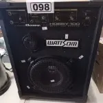 LOTE 098 - 01 CAIXA DE SOM HOBBY 100 WATTSON. (NO ESTADO) ATENÇÃO! FAZER A VISITAÇÃO ANTES DE ARREMATAR, NÃO SABEMOS SE FUNCIONA. LEILÃO NÃO TEM GARANTIA E NEM DEVOLUÇÃO, SUJEITO A POSSÍVEIS AVARIAS VISÍVEIS/OCULTAS E/OU AUSÊNCIA DE COMPONENTES.