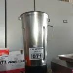 LOTE 071 - 01 LIQUIDIFICADOR INDUSTRIAL MARCA POLI. (NO ESTADO) ATENÇÃO! FAZER A VISITAÇÃO ANTES DE ARREMATAR, NÃO SABEMOS SE FUNCIONA. LEILÃO NÃO TEM GARANTIA E NEM DEVOLUÇÃO, SUJEITO A POSSÍVEIS AVARIAS VISÍVEIS/OCULTAS E/OU AUSÊNCIA DE COMPONENTES.