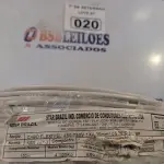 LOTE 020 - 01 ROLO DE CABO FLEXÍVEL 100M, 4MM NA COR BRANCA. (NO ESTADO) ATENÇÃO! FAZER A VISITAÇÃO ANTES DE ARREMATAR, NÃO SABEMOS SE FUNCIONA. LEILÃO NÃO TEM GARANTIA E NEM DEVOLUÇÃO, SUJEITO A POSSÍVEIS AVARIAS VISÍVEIS/OCULTAS E/OU AUSÊNCIA DE COMPONENTES.