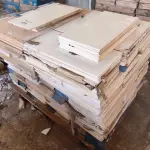 LOTE 371 - 01 LOTE COM REVESTIMENTOS 30CM X 60CM BIANCO (NO ESTADO)