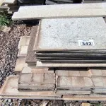 LOTE 342 - 01 LOTE COM PLACAS EM GRANITO TAMANHOS DIVERSOS (NO ESTADO)