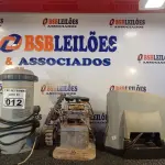 LOTE 012 - 01 BOMBA FILTRO E 02 MOTORES PARA PORTÃO MARCAS E MODELOS DIVERSOS. (NO ESTADO) ATENÇÃO! FAZER A VISITAÇÃO ANTES DE ARREMATAR, NÃO SABEMOS SE FUNCIONA. LEILÃO NÃO TEM GARANTIA E NEM DEVOLUÇÃO, SUJEITO A POSSÍVEIS AVARIAS VISÍVEIS/OCULTAS E/OU AUSÊNCIA DE COMPONENTES.