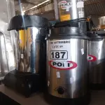 LOTE 187 - 05 BASES DE LIQUIDIFICADOR INDUSTRIAL MARCAS E MODELOS DIVERSOS. (NO ESTADO) ATENÇÃO! FAZER A VISITAÇÃO ANTES DE ARREMATAR, NÃO SABEMOS SE FUNCIONA. LEILÃO NÃO TEM GARANTIA E NEM DEVOLUÇÃO, SUJEITO A POSSÍVEIS AVARIAS VISÍVEIS/OCULTAS E/OU AUSÊNCIA DE COMPONENTES.