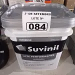 LOTE 084 - 01 BALDE DE TINTA SUVINIL INTERIORES ACRÍLICO FOSCO 18L NA COR FOSCO BRANCO. (NO ESTADO) ATENÇÃO! FAZER A VISITAÇÃO ANTES DE ARREMATAR, NÃO SABEMOS SE FUNCIONA. LEILÃO NÃO TEM GARANTIA E NEM DEVOLUÇÃO, SUJEITO A POSSÍVEIS AVARIAS VISÍVEIS/OCULTAS E/OU AUSÊNCIA DE COMPONENTES.