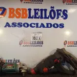 LOTE 021 - 01 FURADEIRA DE IMPACTO E 01 ESMERILHADEIRA MARCAS E MODELOS DIVERSOS COM AVARIAS. (NO ESTADO) ATENÇÃO! FAZER A VISITAÇÃO ANTES DE ARREMATAR, NÃO SABEMOS SE FUNCIONA. LEILÃO NÃO TEM GARANTIA E NEM DEVOLUÇÃO, SUJEITO A POSSÍVEIS AVARIAS VISÍVEIS/OCULTAS E/OU AUSÊNCIA DE COMPONENTES.