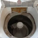 LOTE 256 - 01 LAVADORA DE ROUPAS MARCA BRASTEMP CAPACIDADE 10KG 220V. (NO ESTADO) ATENÇÃO! FAZER A VISITAÇÃO ANTES DE ARREMATAR, NÃO SABEMOS SE FUNCIONA. LEILÃO NÃO TEM GARANTIA E NEM DEVOLUÇÃO, SUJEITO A POSSÍVEIS AVARIAS VISÍVEIS/OCULTAS E/OU AUSÊNCIA DE COMPONENTES.