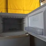 LOTE 305 - 01 GELADEIRA MARCA CÔNSUL 220V. (NO ESTADO) ATENÇÃO! FAZER A VISITAÇÃO ANTES DE ARREMATAR, NÃO SABEMOS SE FUNCIONA. LEILÃO NÃO TEM GARANTIA E NEM DEVOLUÇÃO, SUJEITO A POSSÍVEIS AVARIAS VISÍVEIS/OCULTAS E/OU AUSÊNCIA DE COMPONENTES.