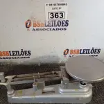 LOTE 363 - 01 BALANÇA ANALÓGICA. (NO ESTADO) ATENÇÃO! FAZER A VISITAÇÃO ANTES DE ARREMATAR, NÃO SABEMOS SE FUNCIONA. LEILÃO NÃO TEM GARANTIA E NEM DEVOLUÇÃO, SUJEITO A POSSÍVEIS AVARIAS VISÍVEIS/OCULTAS E/OU AUSÊNCIA DE COMPONENTES.
