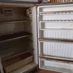 LOTE 301 - 01 GELADEIRA MARCA BRASTEMP 220V. (NO ESTADO) ATENÇÃO! FAZER A VISITAÇÃO ANTES DE ARREMATAR, NÃO SABEMOS SE FUNCIONA. LEILÃO NÃO TEM GARANTIA E NEM DEVOLUÇÃO, SUJEITO A POSSÍVEIS AVARIAS VISÍVEIS/OCULTAS E/OU AUSÊNCIA DE COMPONENTES.