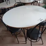 LOTE 275 - 01 MESA DE FERRO COM BASE DOBRÁVEL, TAMPO EM MADEIRA E 06 CADEIRAS DE FERRO COM ASSENTO ALMOFADADO. (NO ESTADO) ATENÇÃO! FAZER A VISITAÇÃO ANTES DE ARREMATAR, NÃO SABEMOS SE FUNCIONA. LEILÃO NÃO TEM GARANTIA E NEM DEVOLUÇÃO, SUJEITO A POSSÍVEIS AVARIAS VISÍVEIS/OCULTAS E/OU AUSÊNCIA DE COMPONENTES.