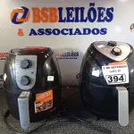 LOTE 394 - 02 FRITADEIRAS AIR FRY MARCAS E MODELOS DIVERSOS 220V. (NO ESTADO) ATENÇÃO! FAZER A VISITAÇÃO ANTES DE ARREMATAR, NÃO SABEMOS SE FUNCIONA. LEILÃO NÃO TEM GARANTIA E NEM DEVOLUÇÃO, SUJEITO A POSSÍVEIS AVARIAS VISÍVEIS/OCULTAS E/OU AUSÊNCIA DE COMPONENTES.