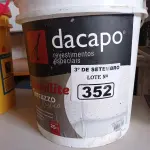 LOTE 352 - 01 BALDE DE CIMENTO QUEIMADO DACAPÓ 25KG. (NO ESTADO) ATENÇÃO! FAZER A VISITAÇÃO ANTES DE ARREMATAR, NÃO SABEMOS SE FUNCIONA. LEILÃO NÃO TEM GARANTIA E NEM DEVOLUÇÃO, SUJEITO A POSSÍVEIS AVARIAS VISÍVEIS/OCULTAS E/OU AUSÊNCIA DE COMPONENTES.
