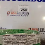 LOTE 250 - 01 ROLO DE CABO FLEXÍVEL 100M, 2,5MM NA COR VERDE. (NO ESTADO) ATENÇÃO! FAZER A VISITAÇÃO ANTES DE ARREMATAR, NÃO SABEMOS SE FUNCIONA. LEILÃO NÃO TEM GARANTIA E NEM DEVOLUÇÃO, SUJEITO A POSSÍVEIS AVARIAS VISÍVEIS/OCULTAS E/OU AUSÊNCIA DE COMPONENTES.
