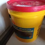 LOTE 354 - 01 BALDE DE SIKANOL ALVENARIA, ADITIVO PLASTIFICANTE PARA ARGAMASSA DE ASSENTAMENTO E REBOCO 18L. (NO ESTADO) ATENÇÃO! FAZER A VISITAÇÃO ANTES DE ARREMATAR, NÃO SABEMOS SE FUNCIONA. LEILÃO NÃO TEM GARANTIA E NEM DEVOLUÇÃO, SUJEITO A POSSÍVEIS AVARIAS VISÍVEIS/OCULTAS E/OU AUSÊNCIA DE COMPONENTES.