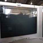 LOTE 360 - 01 TV DE TUBO MARCA SONY. (NO ESTADO) ATENÇÃO! FAZER A VISITAÇÃO ANTES DE ARREMATAR, NÃO SABEMOS SE FUNCIONA. LEILÃO NÃO TEM GARANTIA E NEM DEVOLUÇÃO, SUJEITO A POSSÍVEIS AVARIAS VISÍVEIS/OCULTAS E/OU AUSÊNCIA DE COMPONENTES.