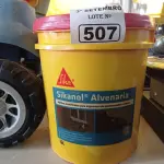 LOTE 507 - 01 BALDE DE SIKANOL ALVENARIA, ADITIVO PLASTIFICANTE PARA ARGAMASSA DE ASSENTAMENTO E REBOCO 18L. (NO ESTADO) ATENÇÃO! FAZER A VISITAÇÃO ANTES DE ARREMATAR, NÃO SABEMOS SE FUNCIONA. LEILÃO NÃO TEM GARANTIA E NEM DEVOLUÇÃO, SUJEITO A POSSÍVEIS AVARIAS VISÍVEIS/OCULTAS E/OU AUSÊNCIA DE COMPONENTES.
