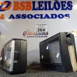 LOTE 364 - 02 RÁDIOS DE ONDAS CURTAS. (NO ESTADO) ATENÇÃO! FAZER A VISITAÇÃO ANTES DE ARREMATAR, NÃO SABEMOS SE FUNCIONA. LEILÃO NÃO TEM GARANTIA E NEM DEVOLUÇÃO, SUJEITO A POSSÍVEIS AVARIAS VISÍVEIS/OCULTAS E/OU AUSÊNCIA DE COMPONENTES.
