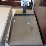LOTE 483 - 01 BALANÇA ANALÓGICA MARCA BALMAK CAPACIDADE 150KG. (NO ESTADO) ATENÇÃO! FAZER A VISITAÇÃO ANTES DE ARREMATAR, NÃO SABEMOS SE FUNCIONA. LEILÃO NÃO TEM GARANTIA E NEM DEVOLUÇÃO, SUJEITO A POSSÍVEIS AVARIAS VISÍVEIS/OCULTAS E/OU AUSÊNCIA DE COMPONENTES.