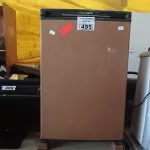 LOTE 495 - 01 FRIGOBAR MARCA PROSDÓCIMO 220V. (NO ESTADO) ATENÇÃO! FAZER A VISITAÇÃO ANTES DE ARREMATAR, NÃO SABEMOS SE FUNCIONA. LEILÃO NÃO TEM GARANTIA E NEM DEVOLUÇÃO, SUJEITO A POSSÍVEIS AVARIAS VISÍVEIS/OCULTAS E/OU AUSÊNCIA DE COMPONENTES.