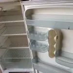 LOTE 334 - 01 GELADEIRA FROST FREE DF 34 MARCA ELECTROLUX 127V. (NO ESTADO) ATENÇÃO! FAZER A VISITAÇÃO ANTES DE ARREMATAR, NÃO SABEMOS SE FUNCIONA. LEILÃO NÃO TEM GARANTIA E NEM DEVOLUÇÃO, SUJEITO A POSSÍVEIS AVARIAS VISÍVEIS/OCULTAS E/OU AUSÊNCIA DE COMPONENTES.