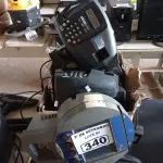 LOTE 340 - 01 LEITOR DE CÓDIGOS DE BARRAS, 05 RELÓGIOS DE PONTO E VÁRIAS ANTENAS DE TV INTERNAS. (NO ESTADO) ATENÇÃO! FAZER A VISITAÇÃO ANTES DE ARREMATAR, NÃO SABEMOS SE FUNCIONA. LEILÃO NÃO TEM GARANTIA E NEM DEVOLUÇÃO, SUJEITO A POSSÍVEIS AVARIAS VISÍVEIS/OCULTAS E/OU AUSÊNCIA DE COMPONENTES.