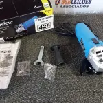 LOTE 426 - 01 ESMERILHADEIRA ANGULAR 500W 220V. (NO ESTADO) ATENÇÃO! FAZER A VISITAÇÃO ANTES DE ARREMATAR, NÃO SABEMOS SE FUNCIONA. LEILÃO NÃO TEM GARANTIA E NEM DEVOLUÇÃO, SUJEITO A POSSÍVEIS AVARIAS VISÍVEIS/OCULTAS E/OU AUSÊNCIA DE COMPONENTES.